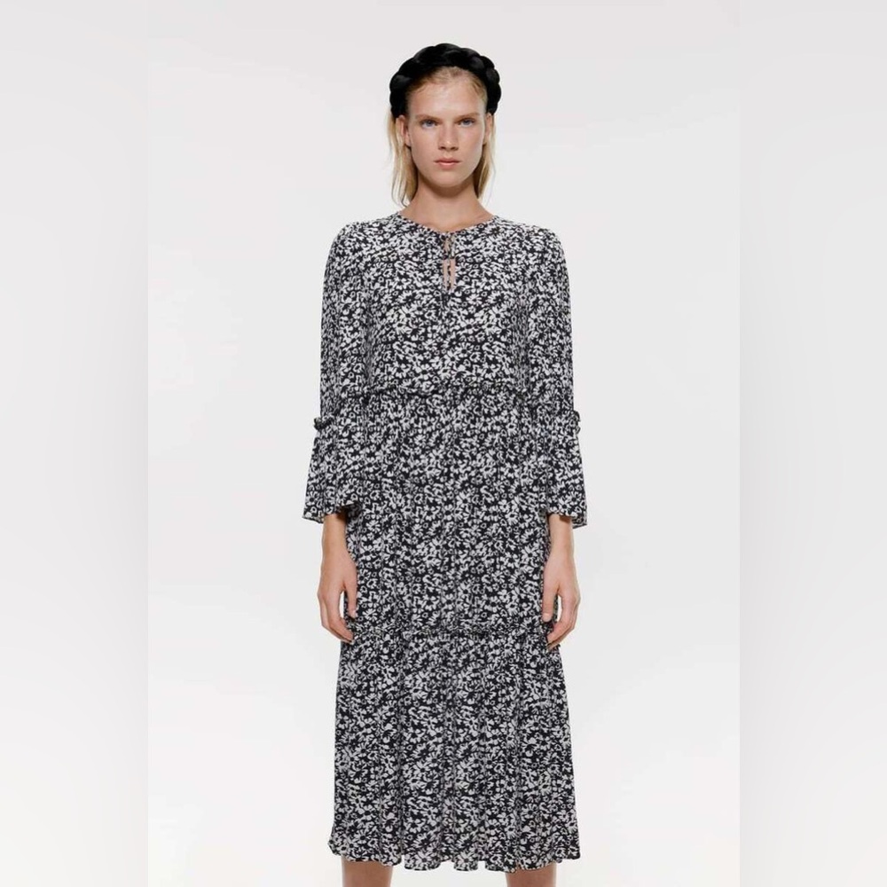 Zara Floral Bell Sleeve Midi Dress size L